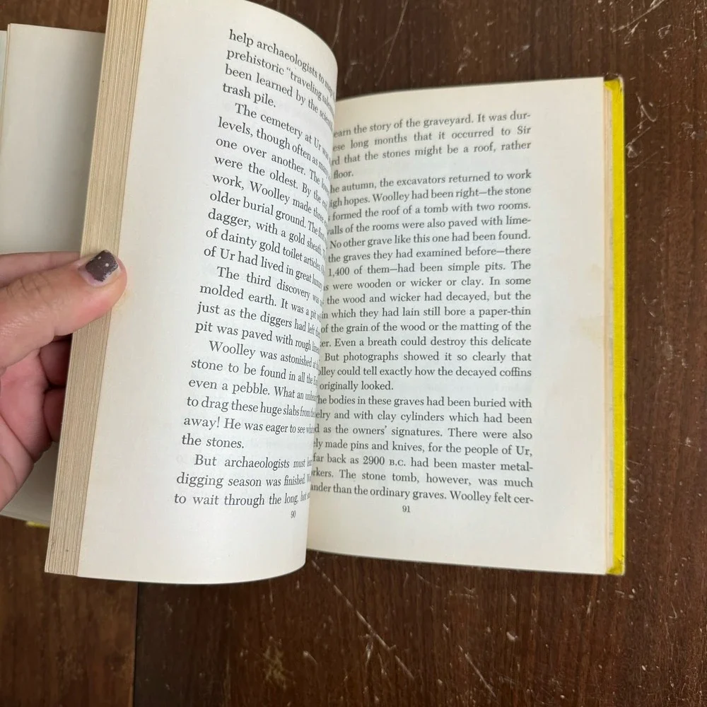 Digging‎ into Yesterday 1964 Estelle Friedman Illustrated Kids History hard back